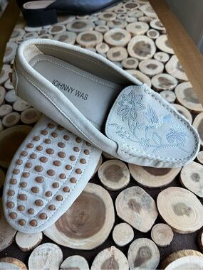 Johnny Was - Perfect Suede Driving Moccasins - 6